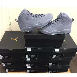 Cool Grey 10s (Jordan)